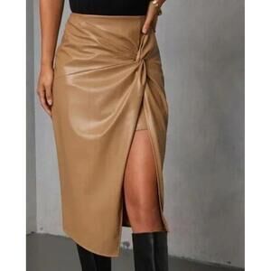 Women's Vici New with Tags Like Wow Tan Vegan Leather Skirt Small